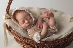 Newborn-Photography-Session-Baby-Girl-in-Saint-Paul-Minnesota-7