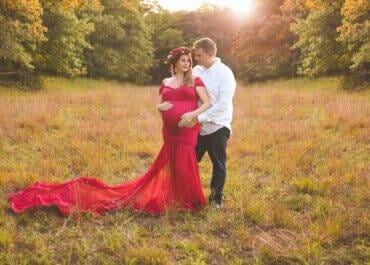Maternity Photography done in the studio, Saint Paul Minnesota