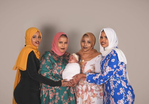 D_021 family with newborn, in studio minnesota